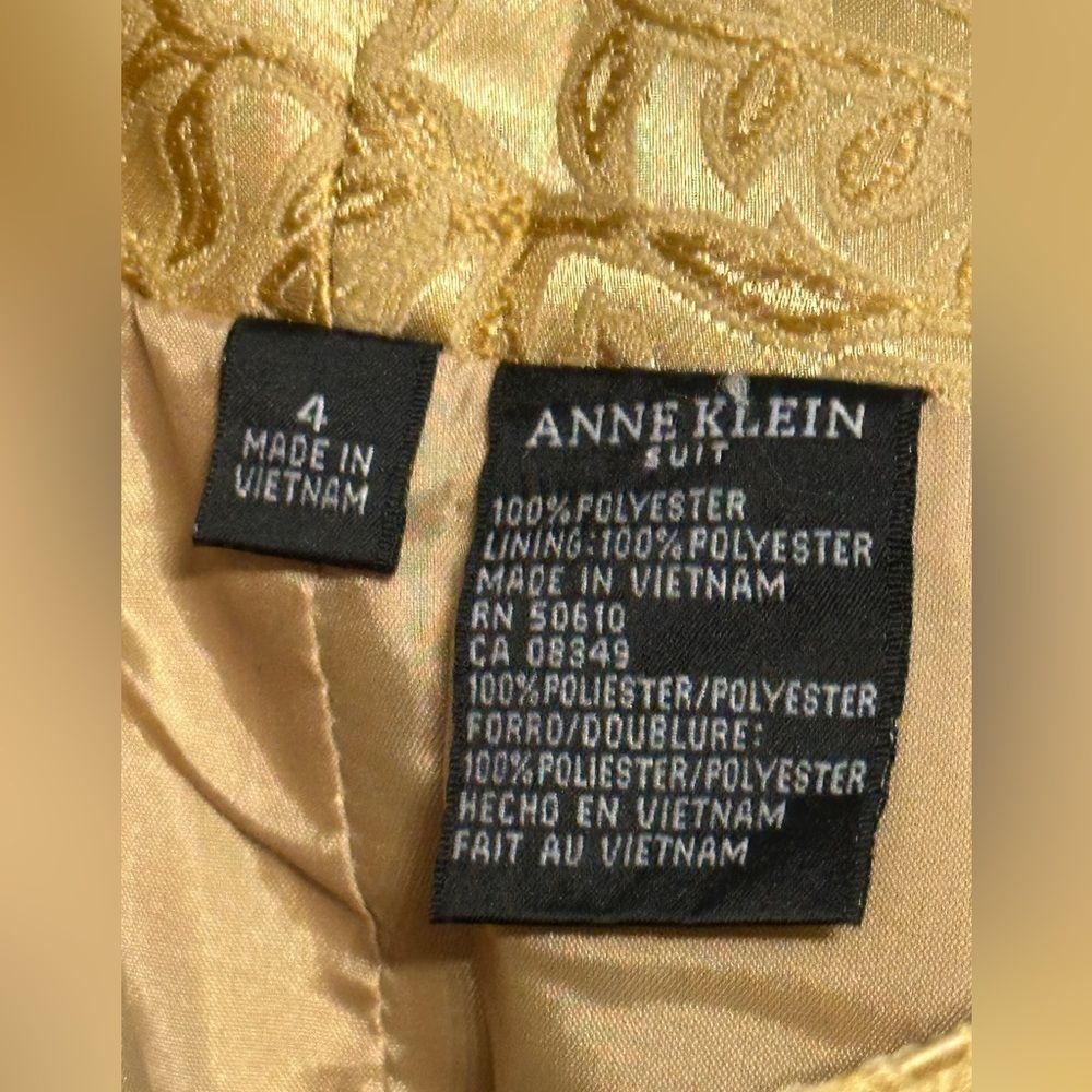 Anne Klein - Gold Tailored Trench and Skirt Suit set - Picture 14 of 16